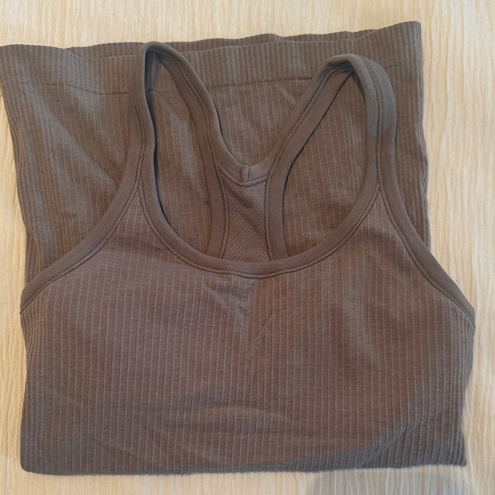 Lululemon Ebb to Street Tank Top - Picture 2 of 4